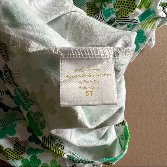 Shamrock Print Ruffle Top - Picture 3 of 4